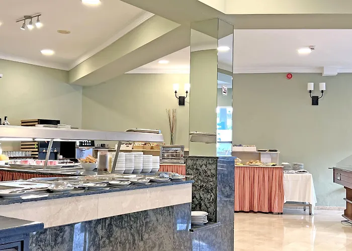 Bluesea Miramar Hotel