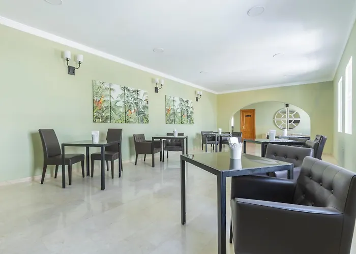 Bluesea Miramar Hotel