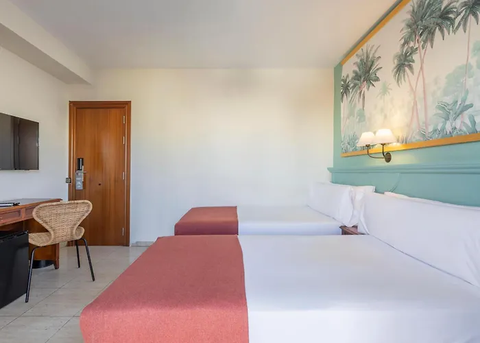 Bluesea Miramar Hotel 3*