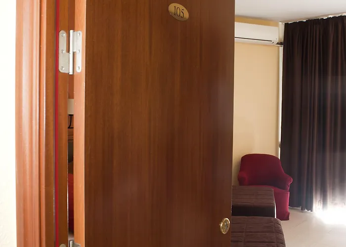 Moon Dreams Hotel 3*