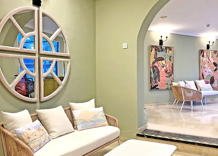 Moon Dreams Hotel 3*